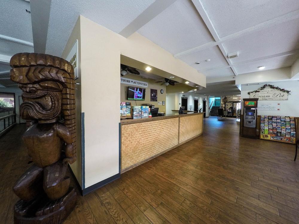 Waikiki Monarch Hotel Honolulu Exterior photo